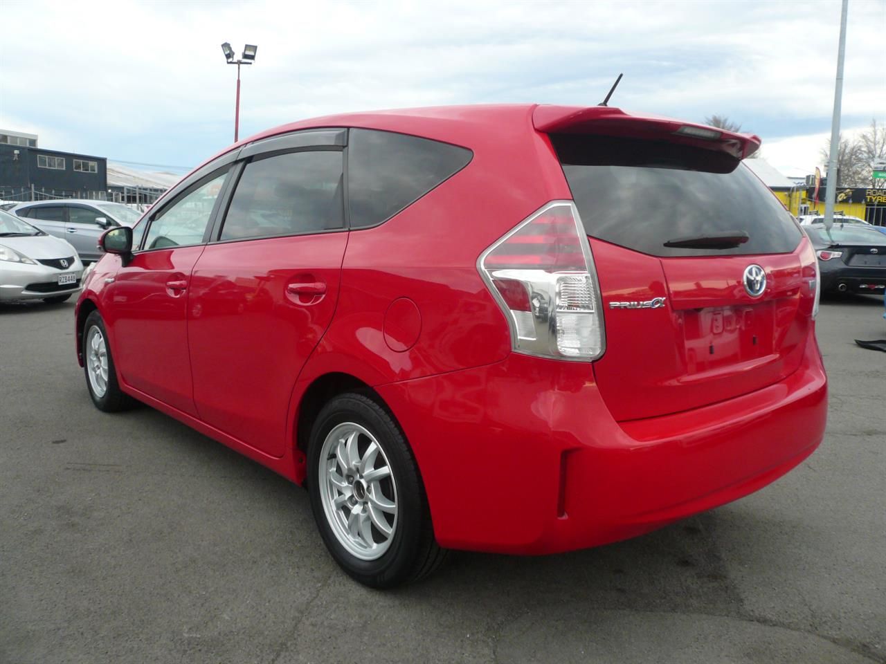 Vehicle image 4