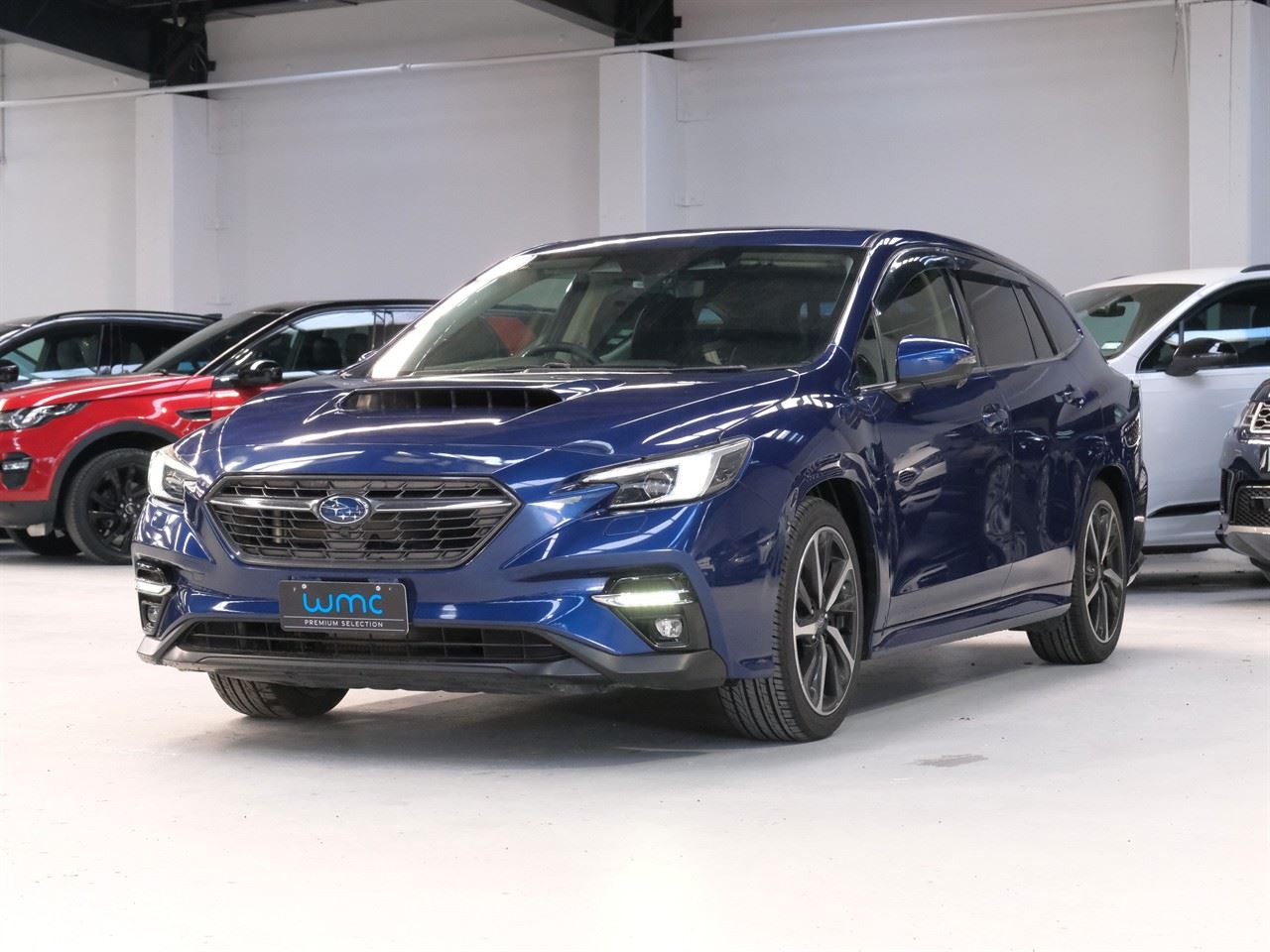 Vehicle image 4