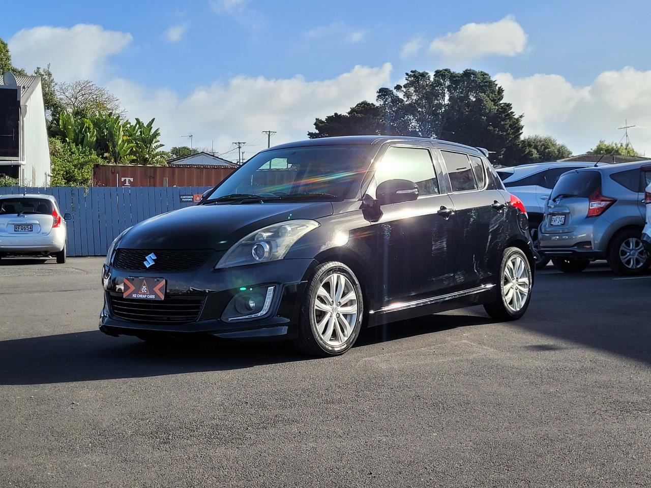 Vehicle image 3