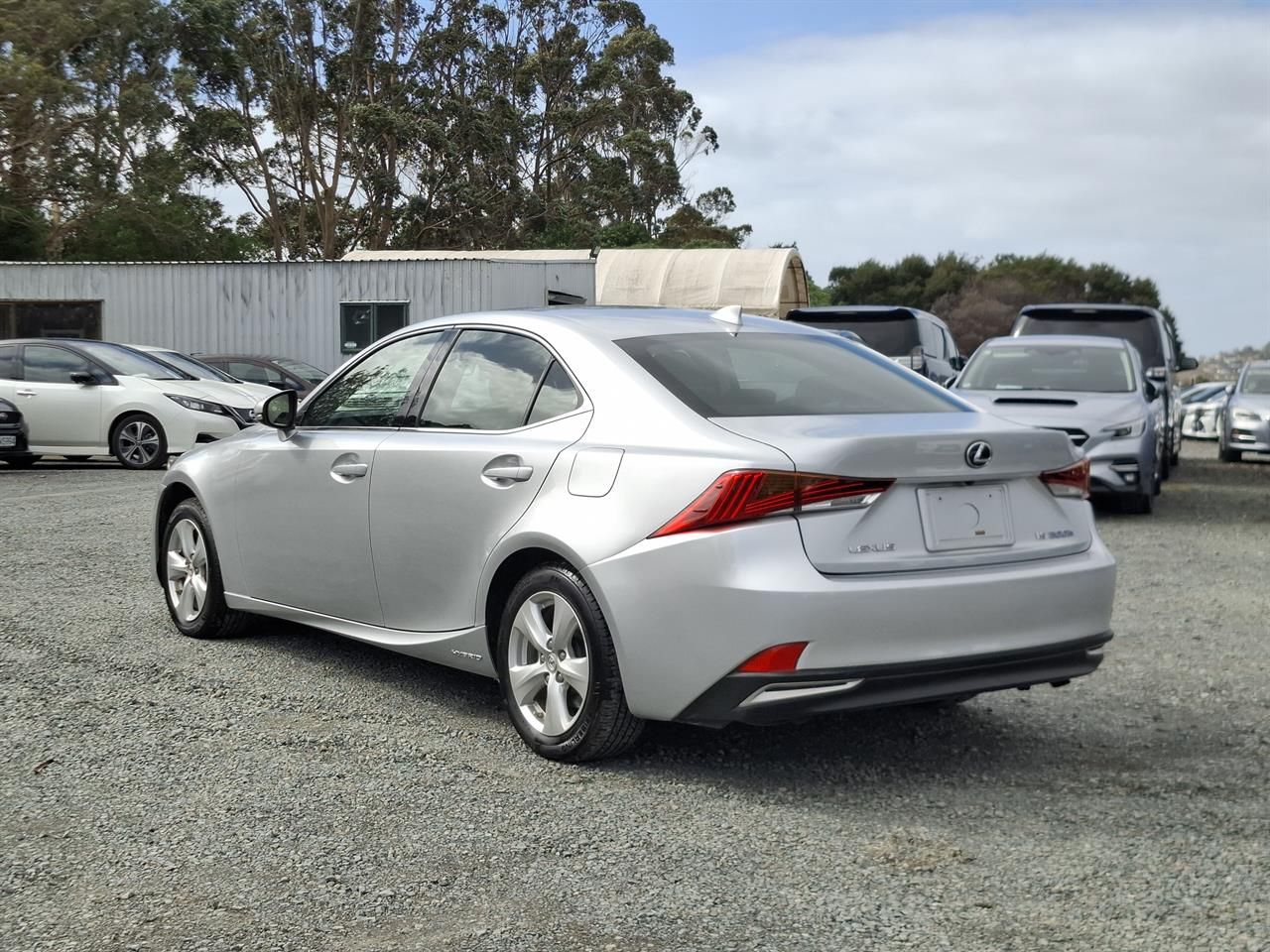 Vehicle image 5