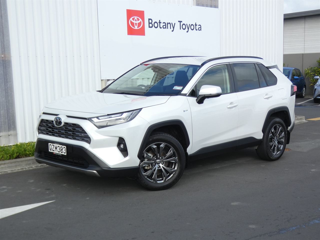 Vehicle image 1
