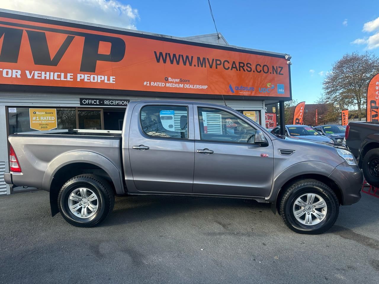 Vehicle image 3