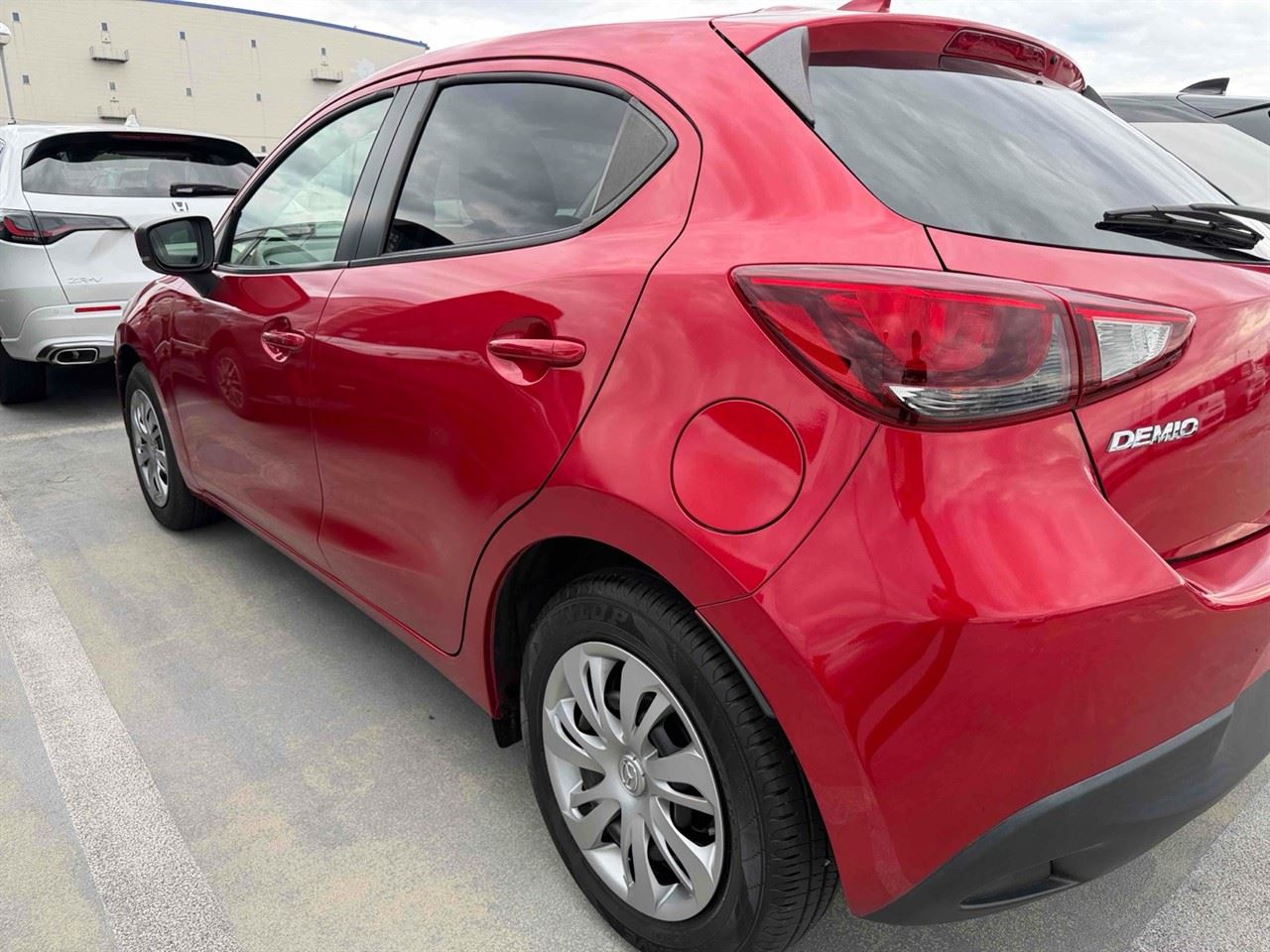 Vehicle image 3