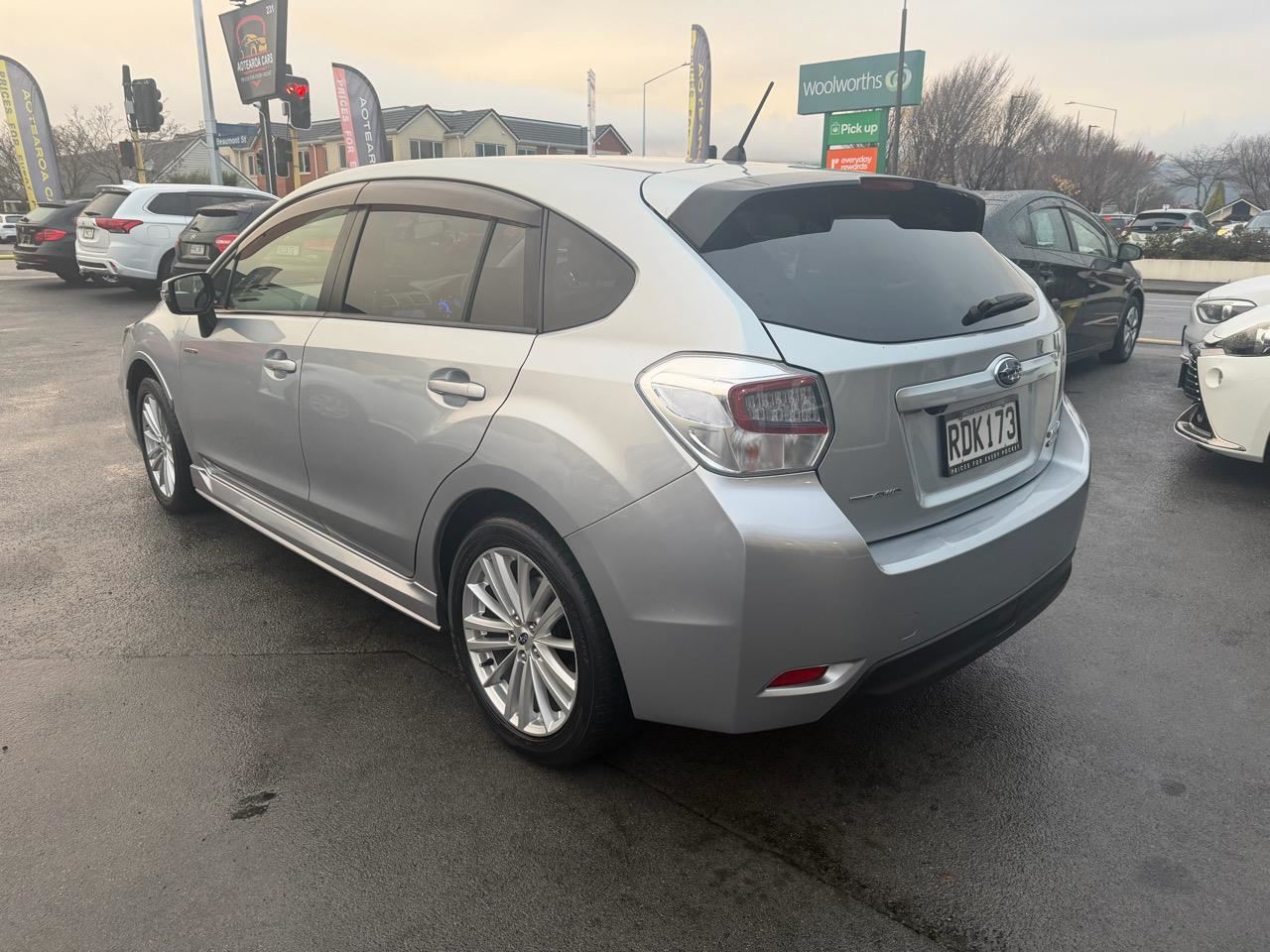 Vehicle image 4