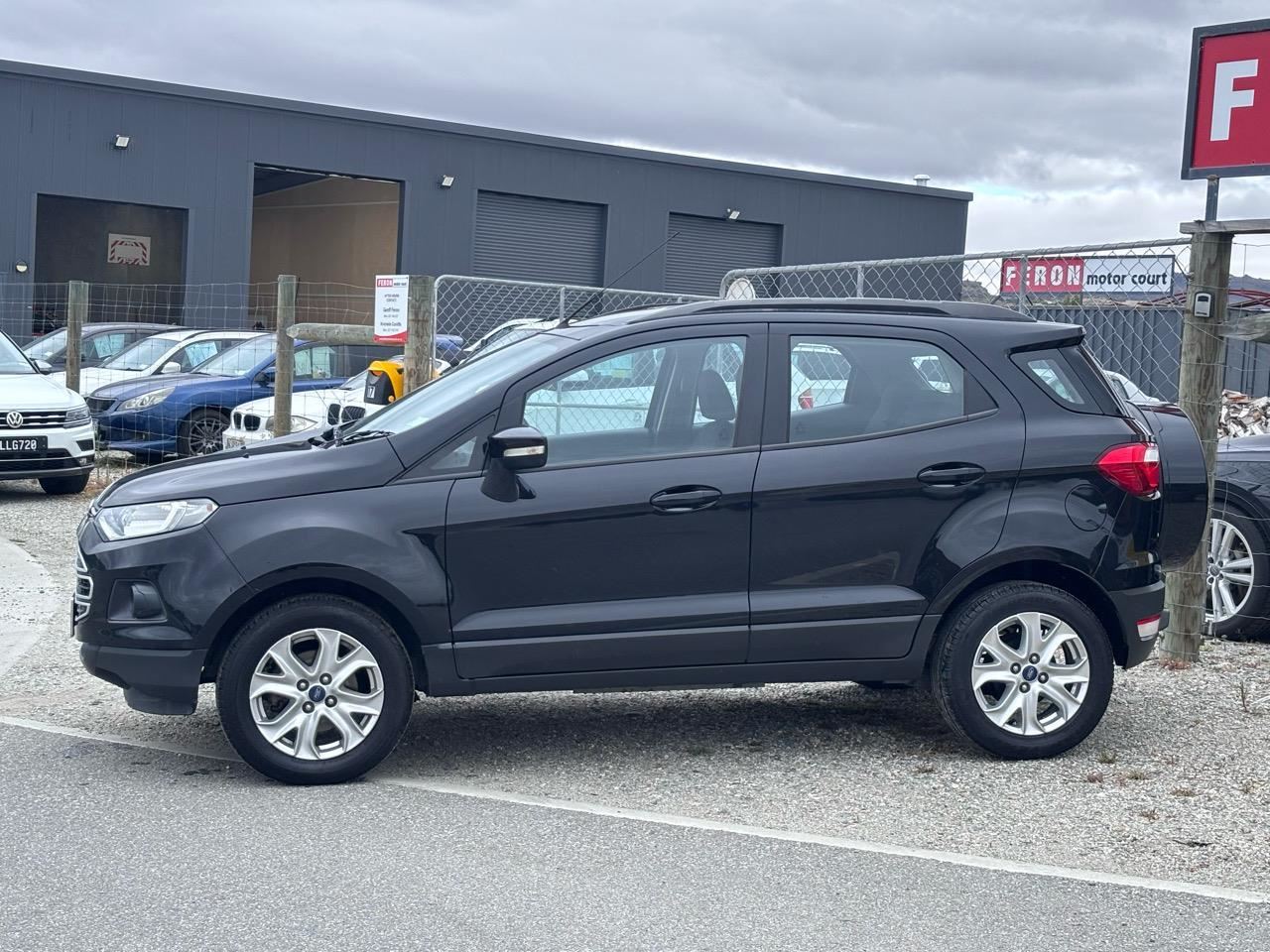 Vehicle image 5