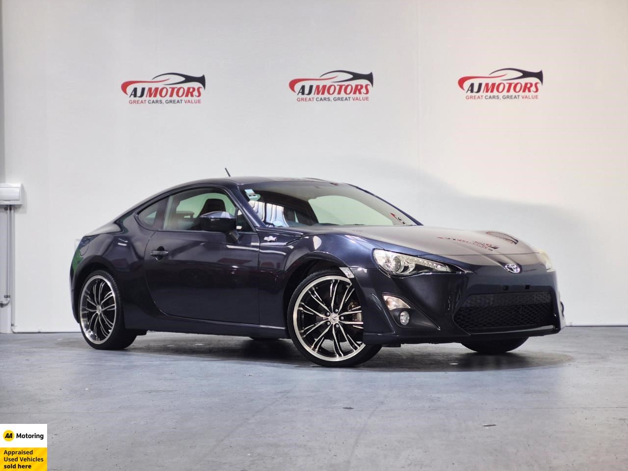 Vehicle image 1