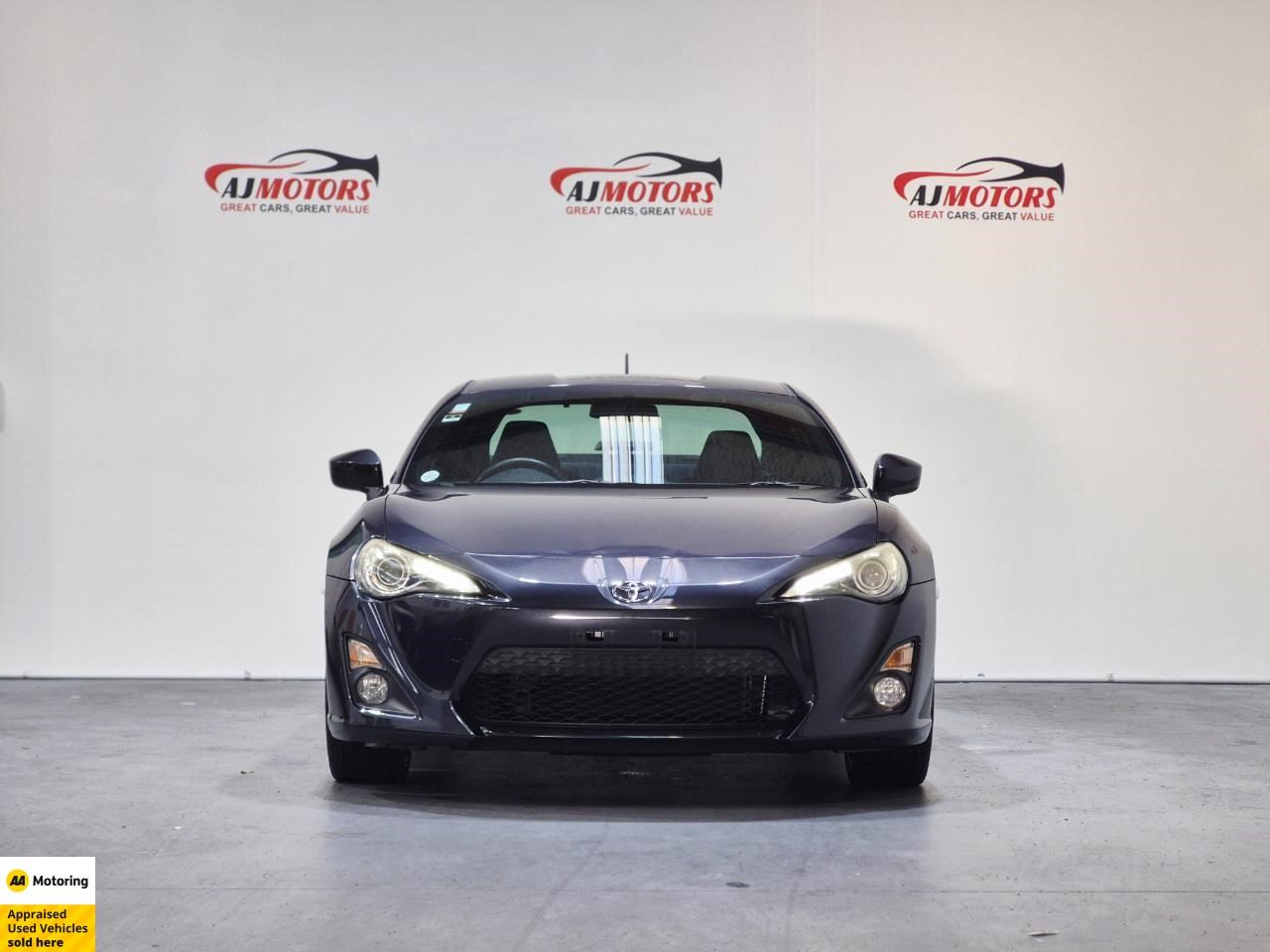 Vehicle image 2