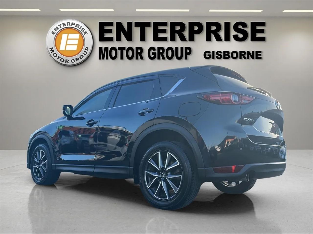 Vehicle image 5