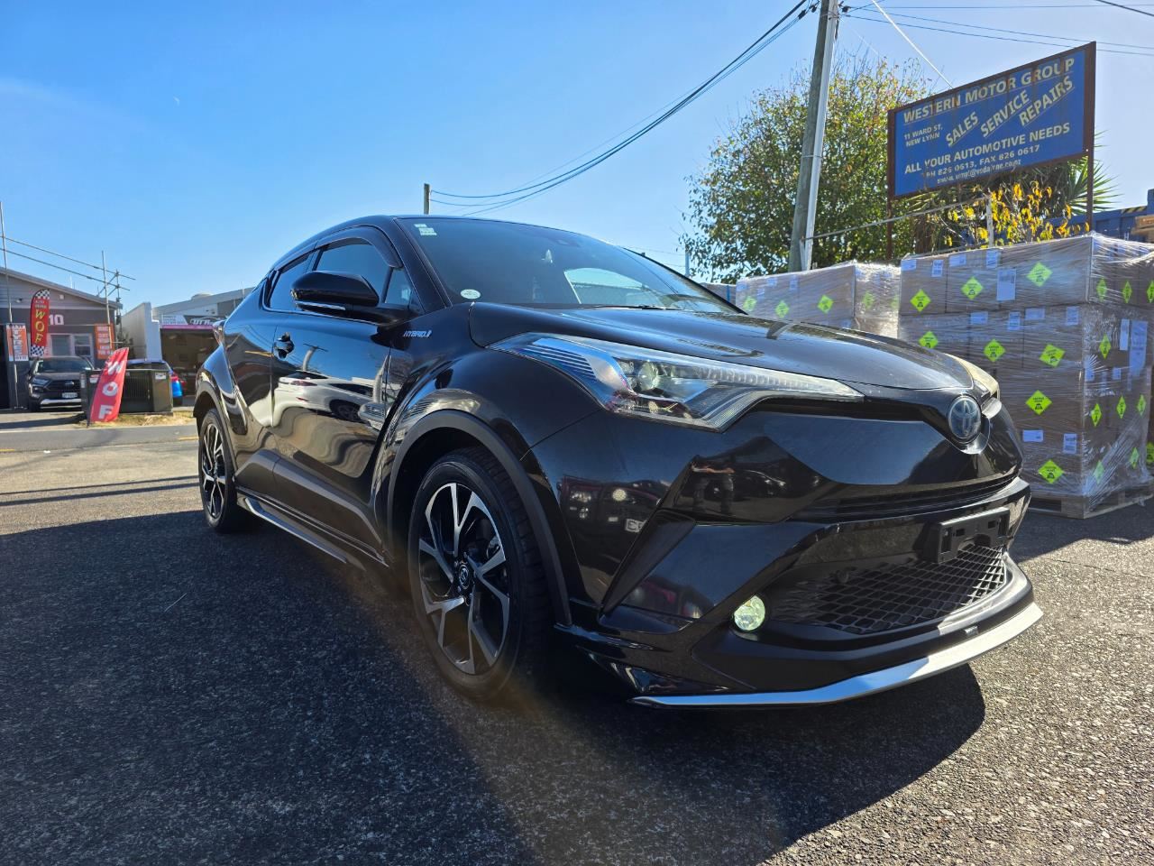 Vehicle image 4