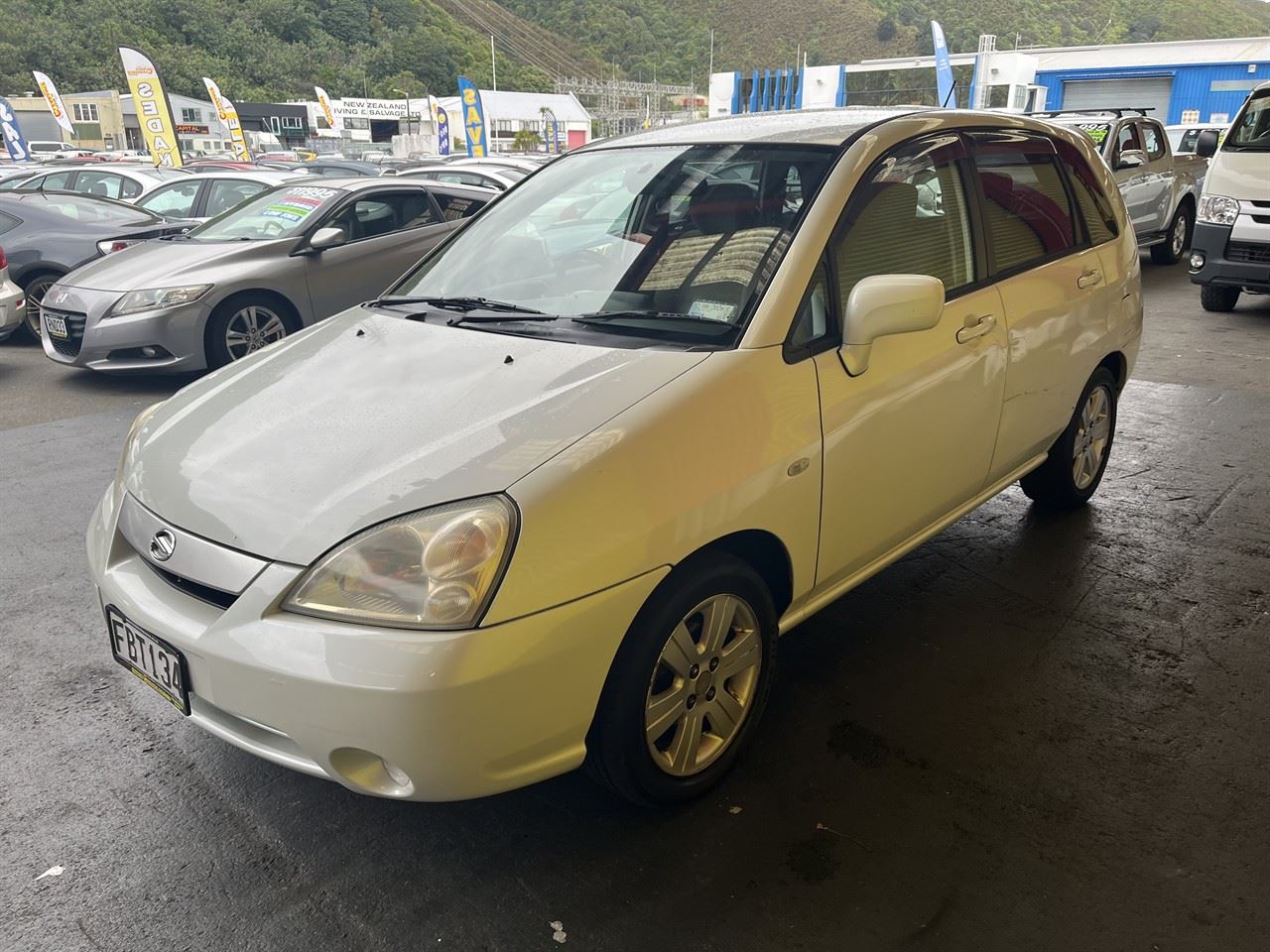 Vehicle image 3
