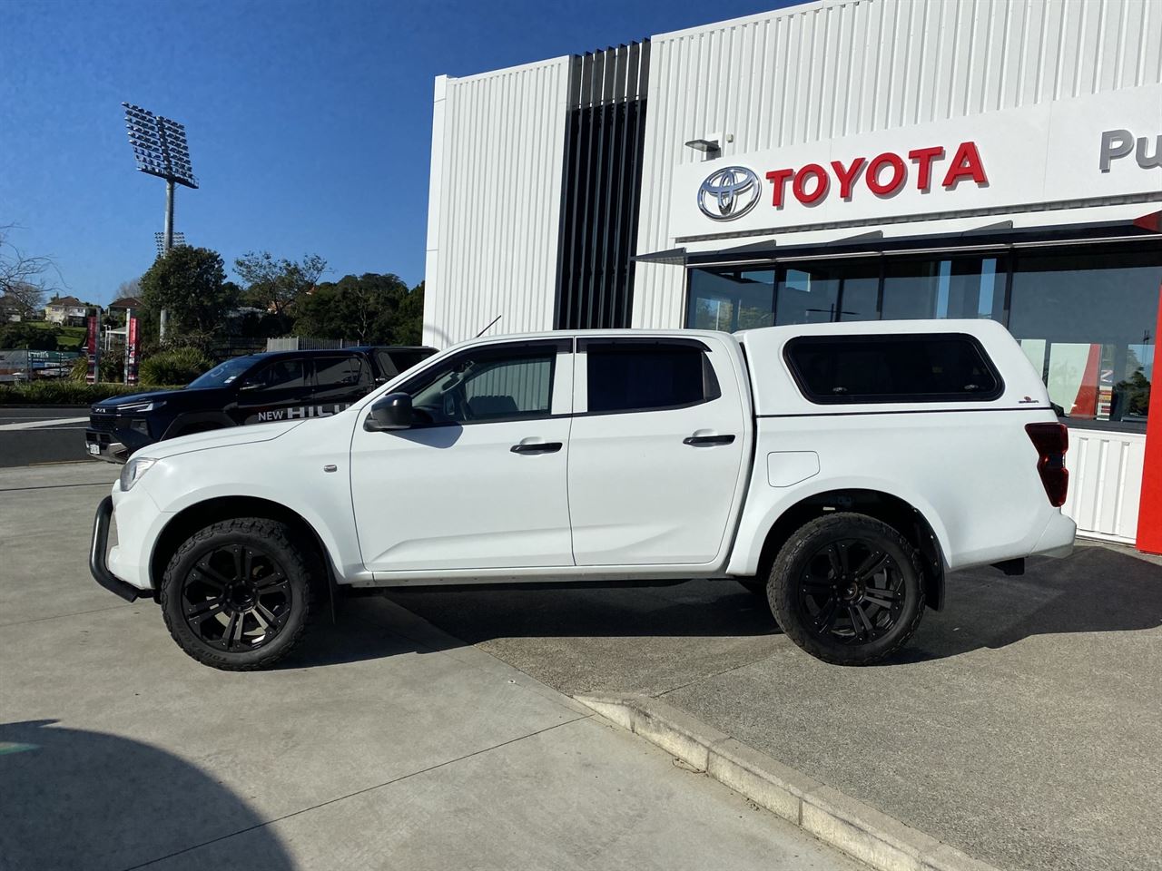Vehicle image 2