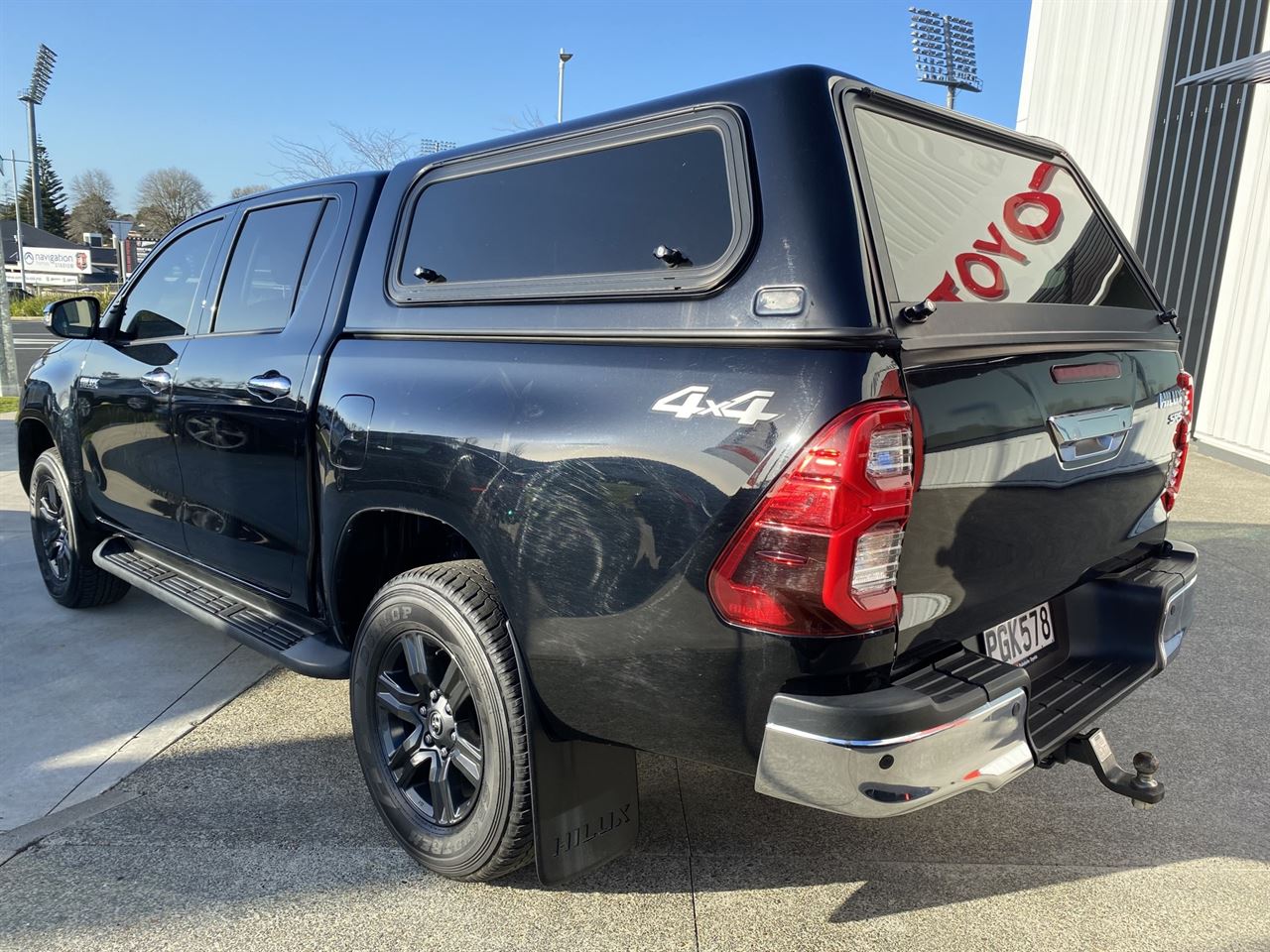 Vehicle image 3