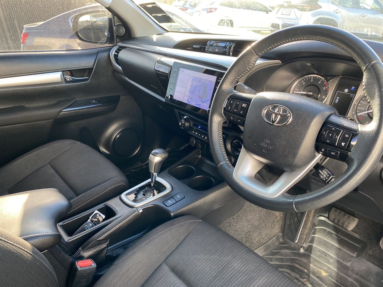 Vehicle image 5