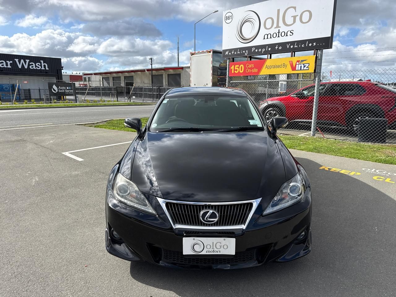 Vehicle image 3