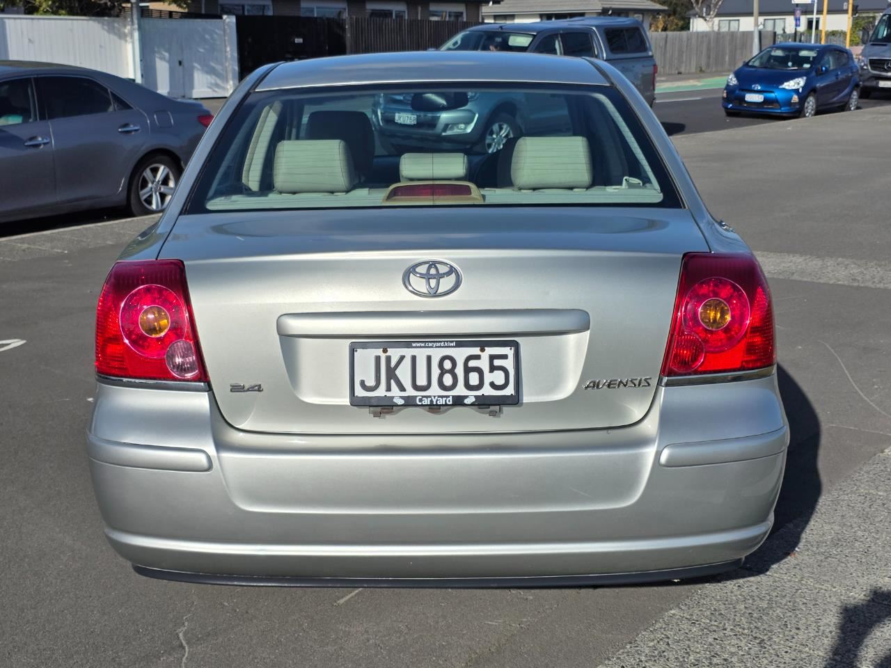 Vehicle image 4