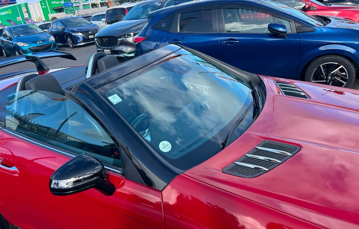 Vehicle image 4
