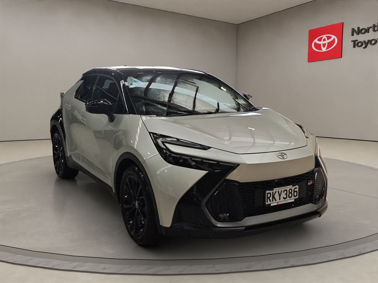 Vehicle image 1