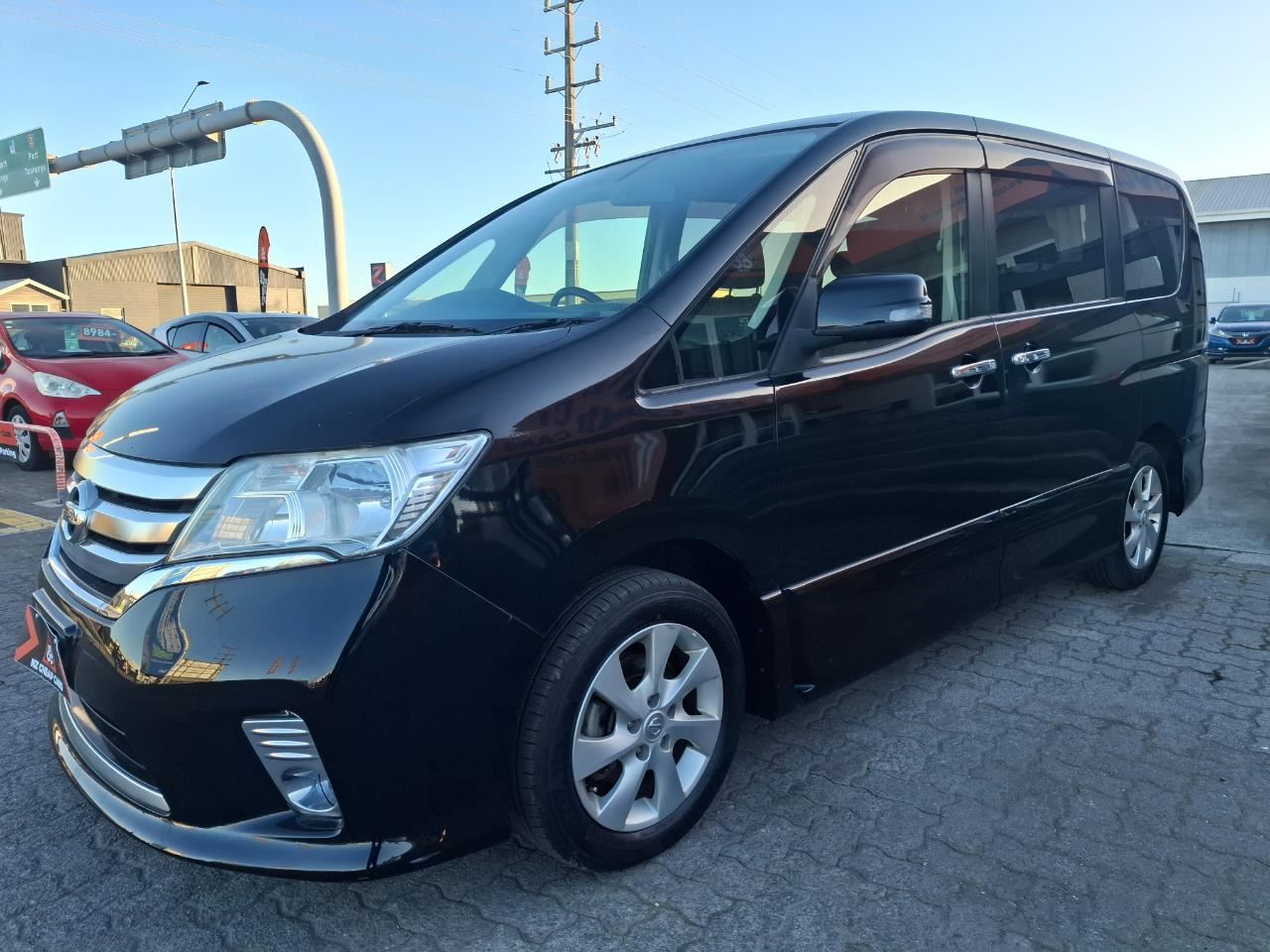 Vehicle image 3
