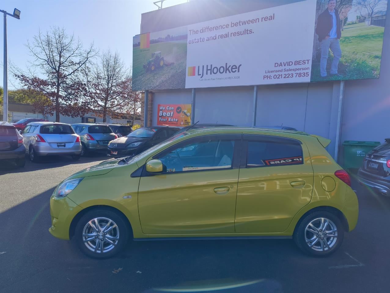 Vehicle image 5