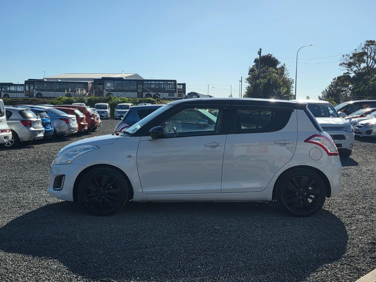 Vehicle image 5