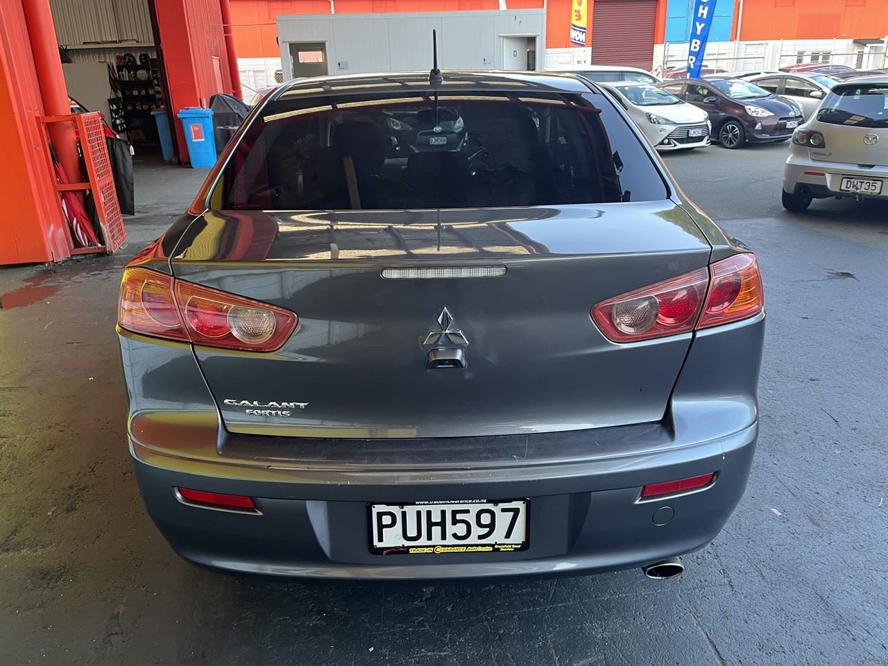Vehicle image 5
