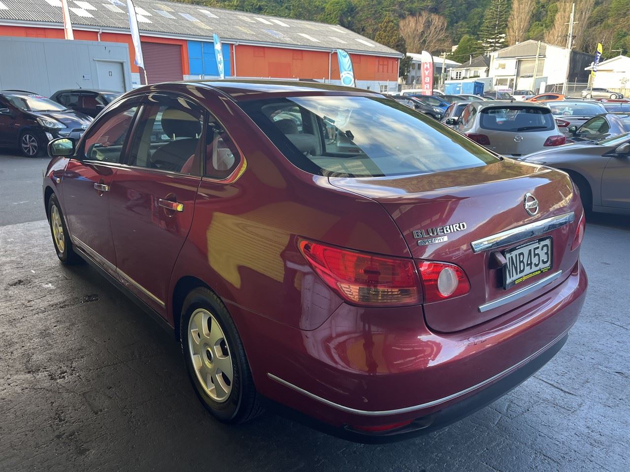 Vehicle image 4