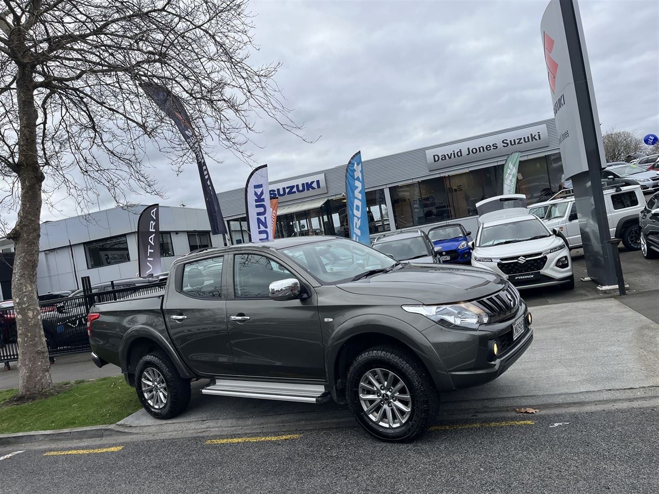 Vehicle image 1