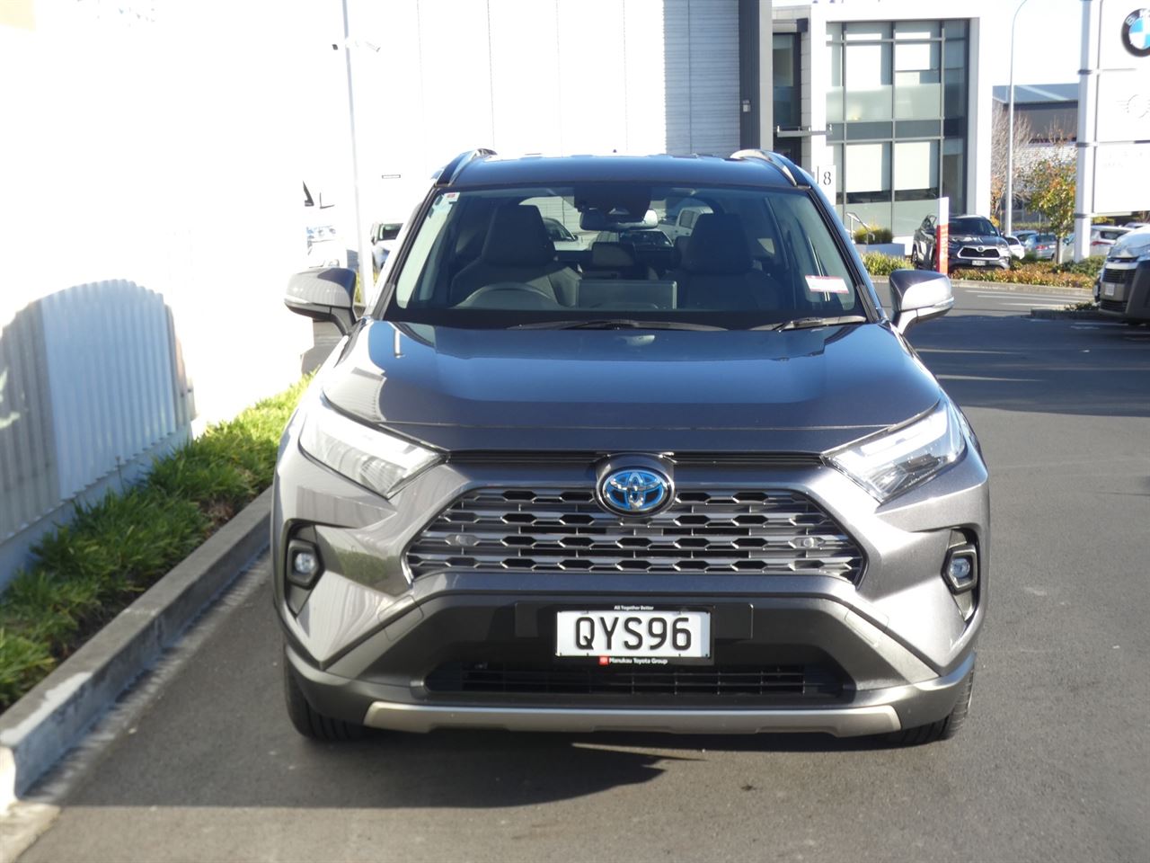 Vehicle image 3