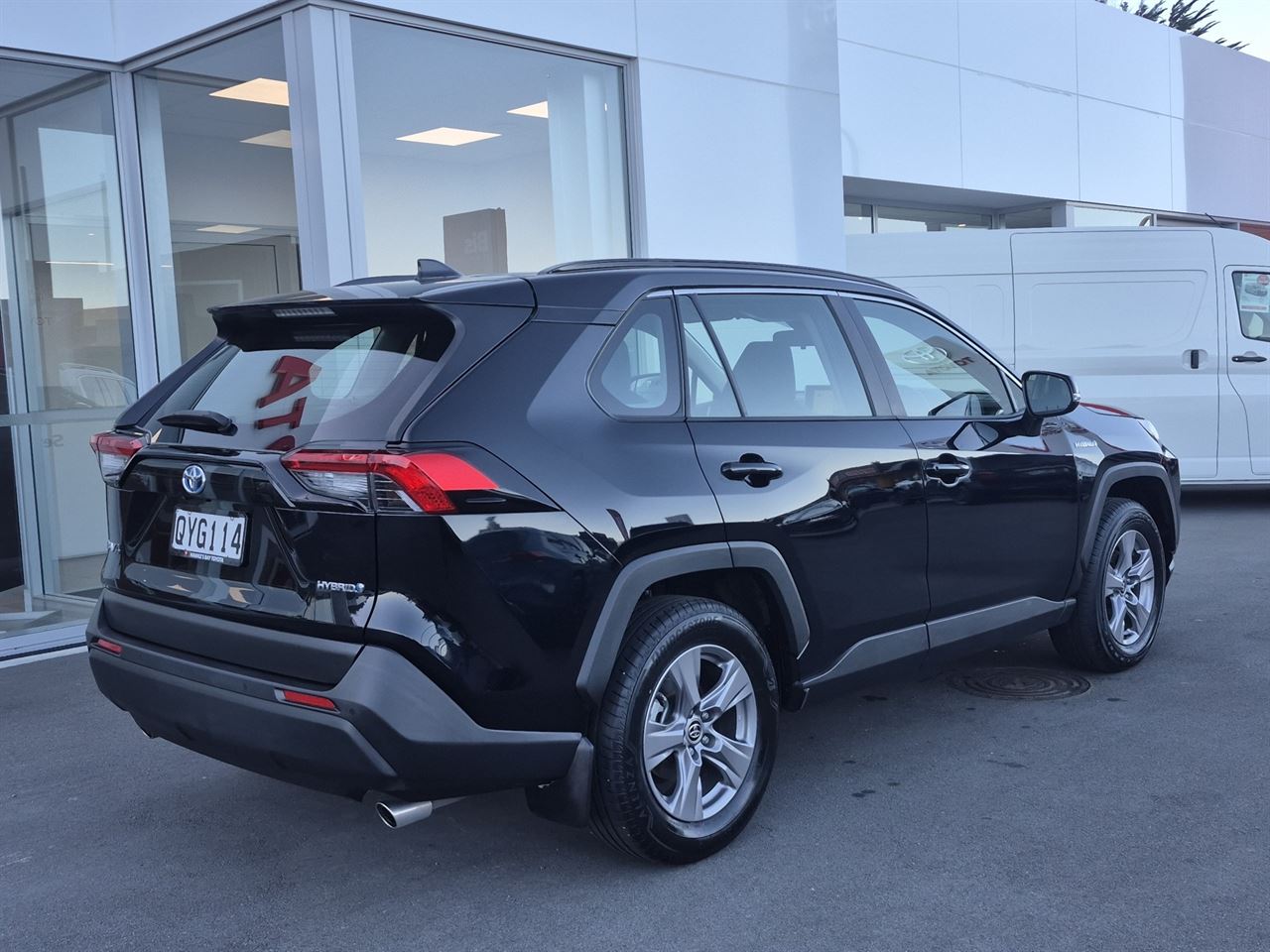 Vehicle image 3