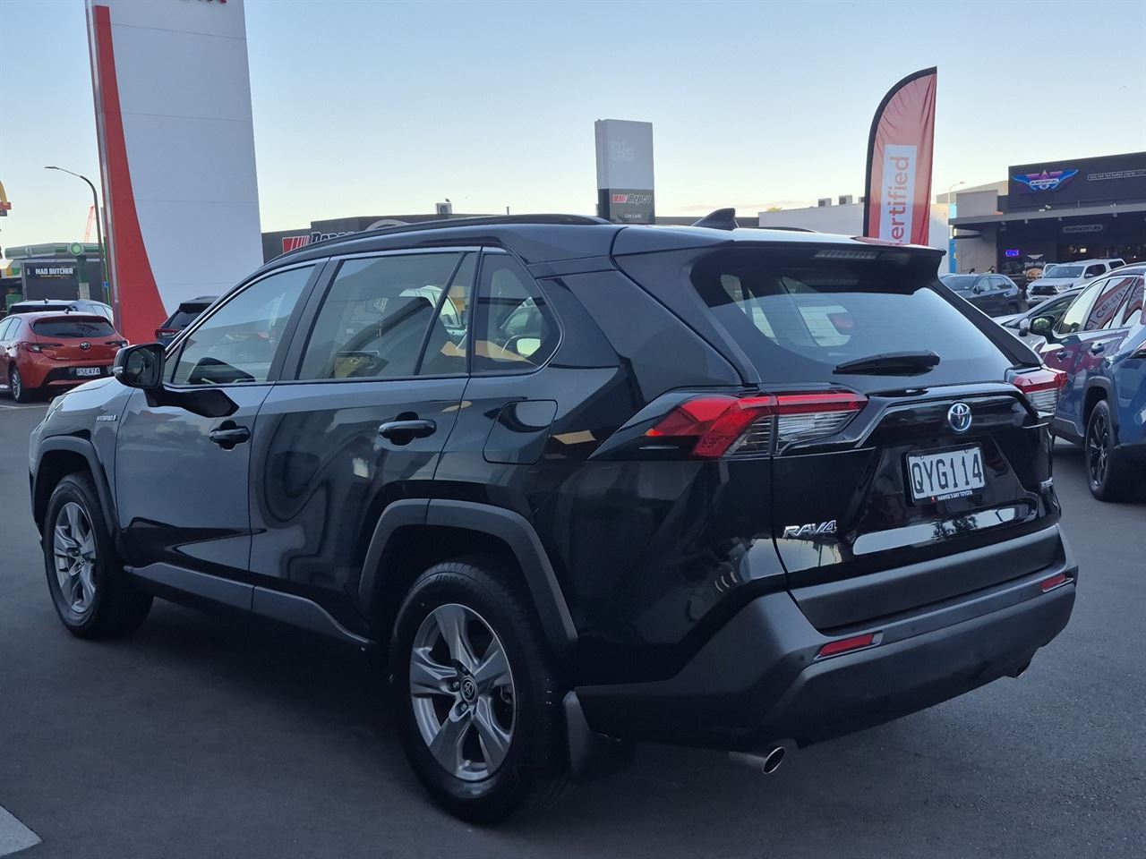 Vehicle image 5