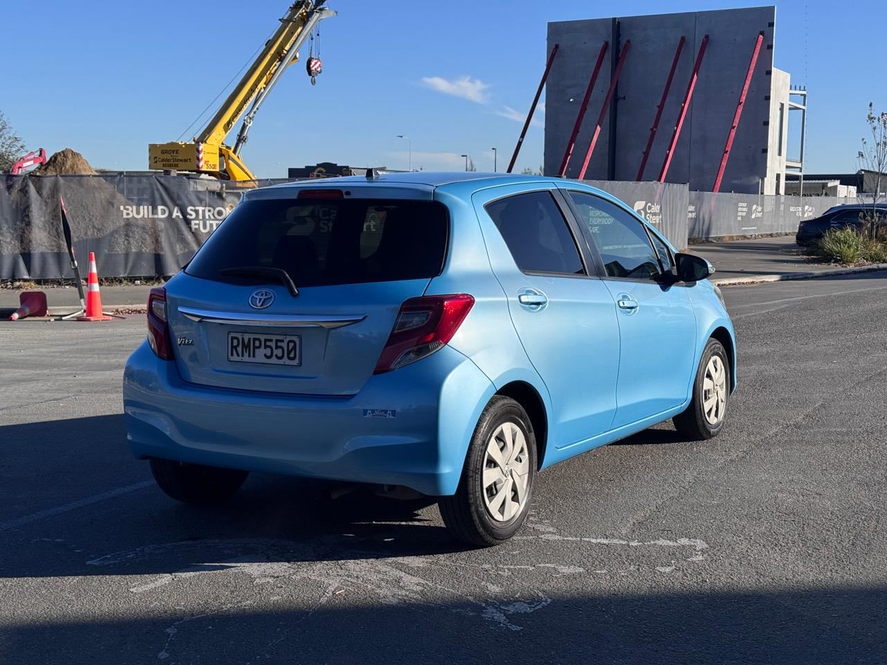 Vehicle image 4