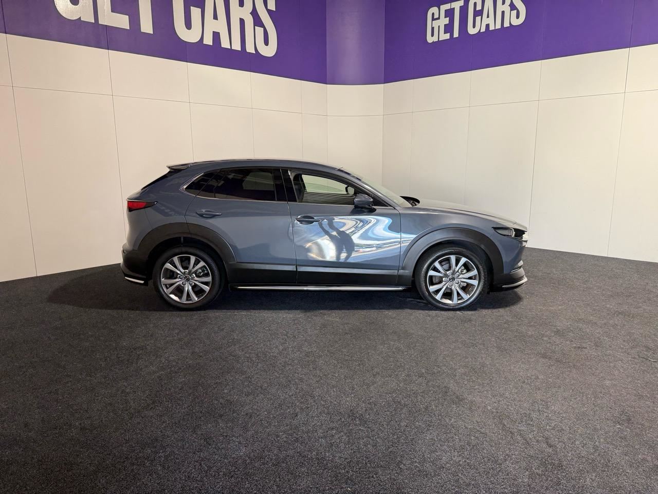 Vehicle image 3