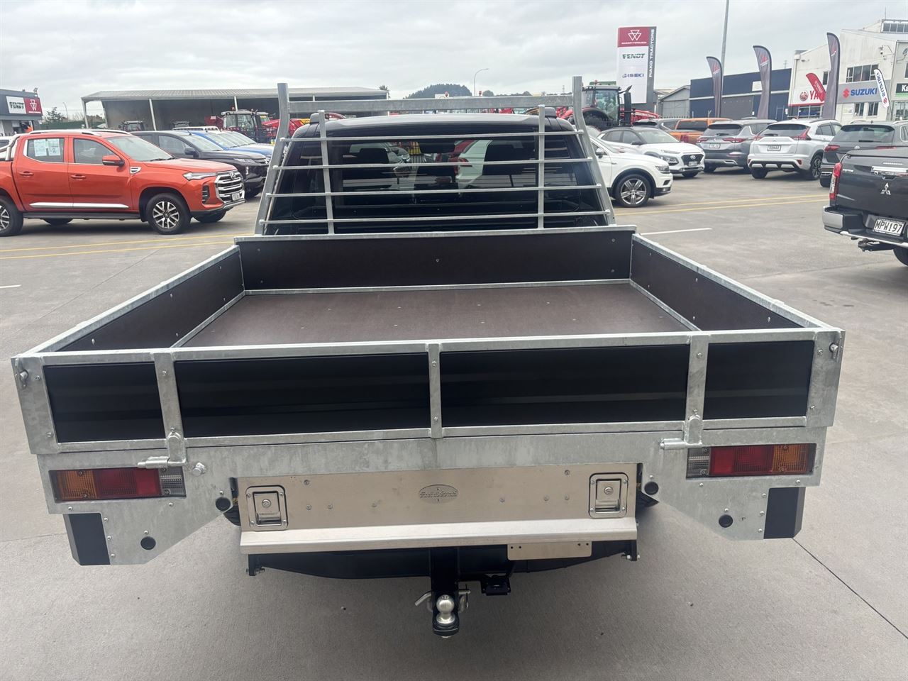 Vehicle image 4