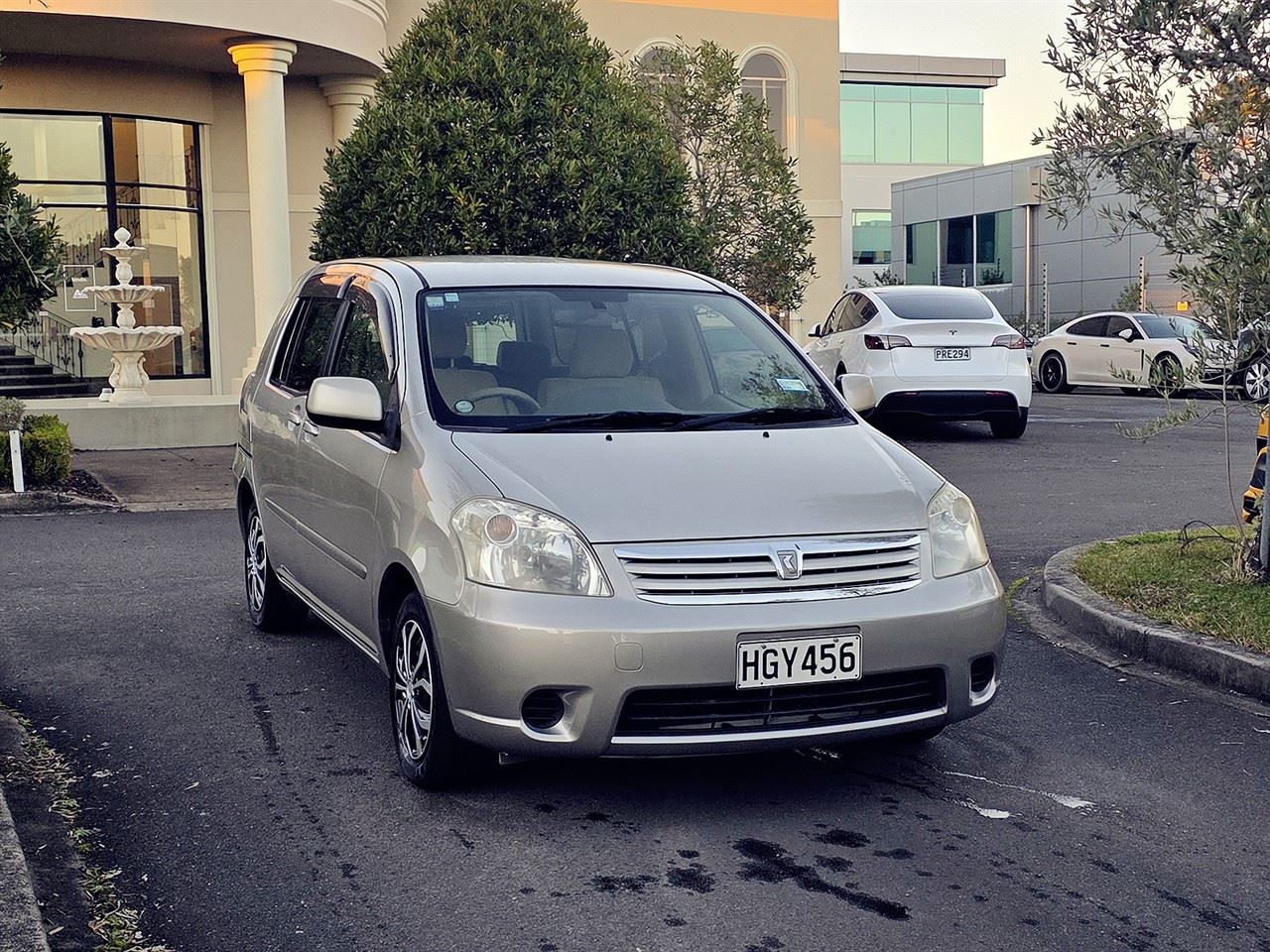 Vehicle image 1
