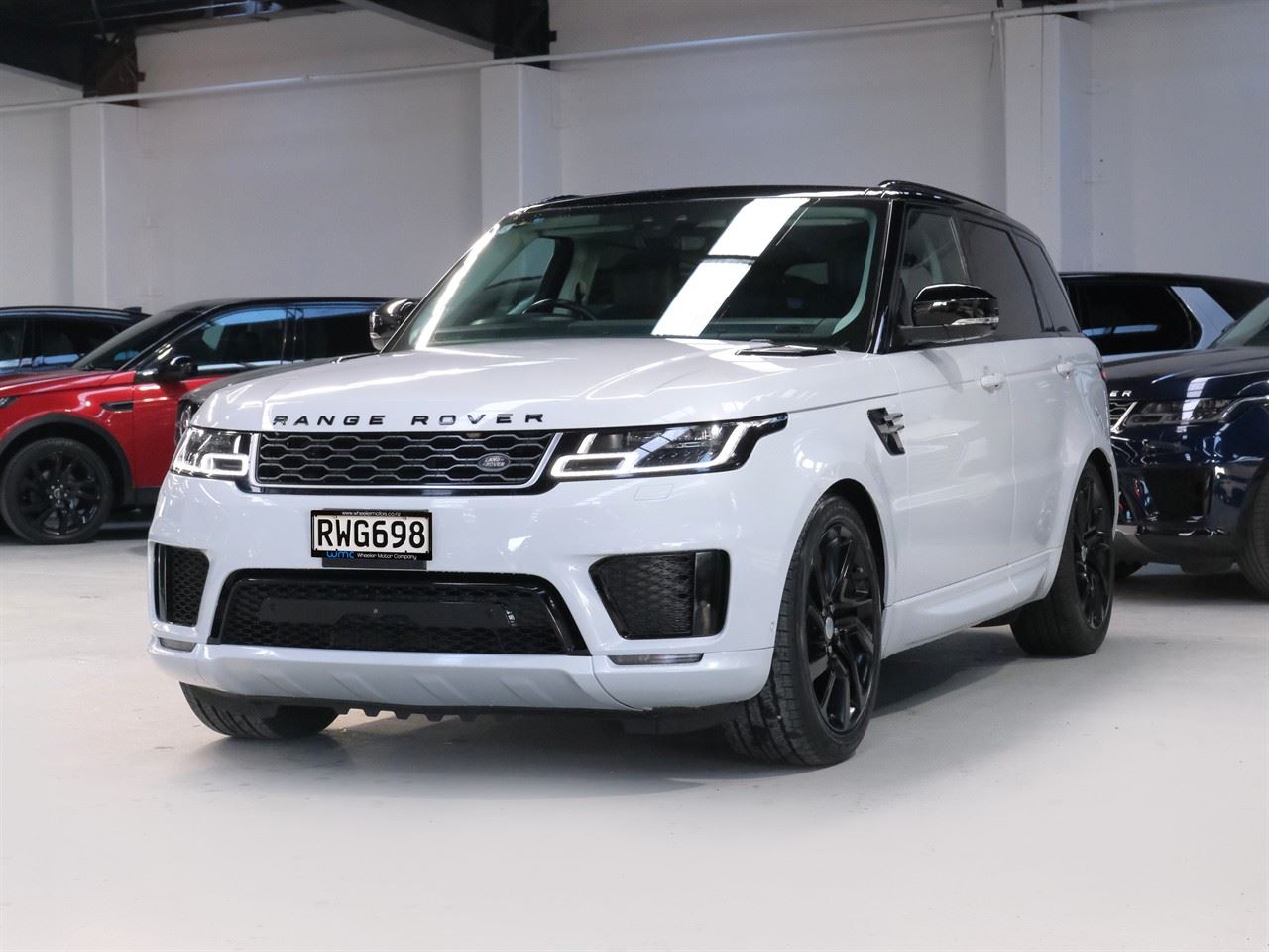 Vehicle image 4