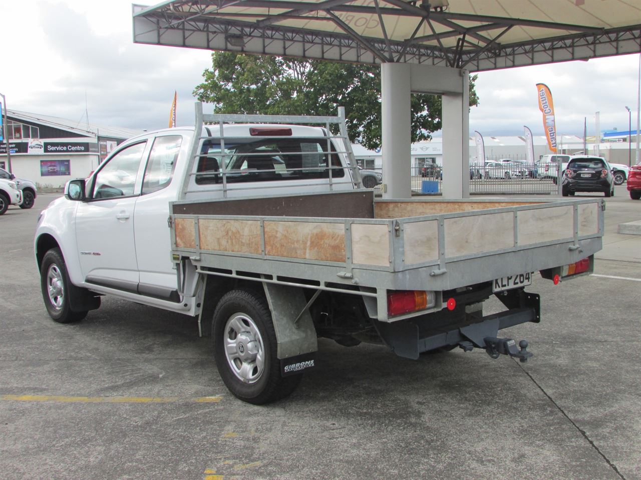 Vehicle image 5