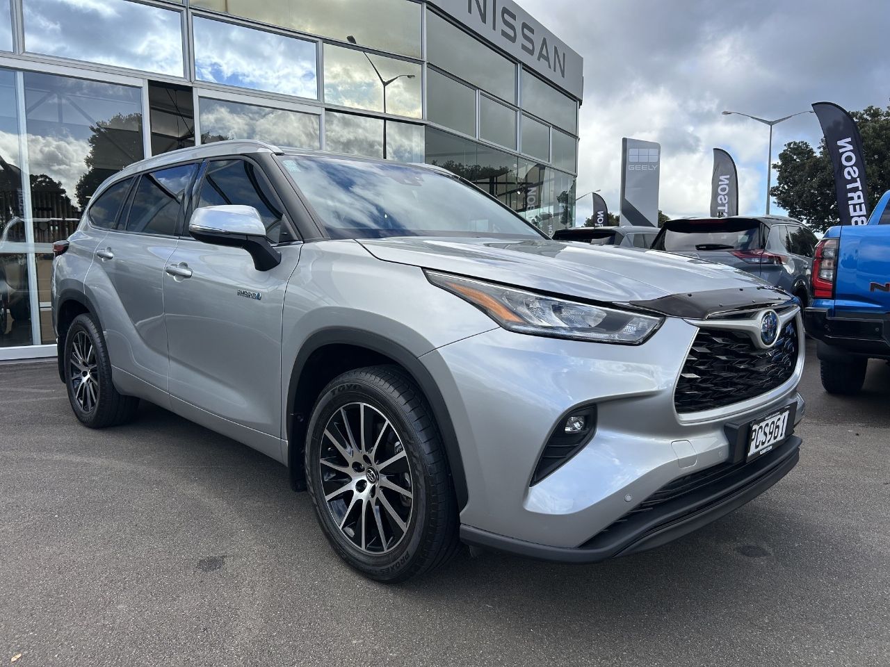 Vehicle image 1