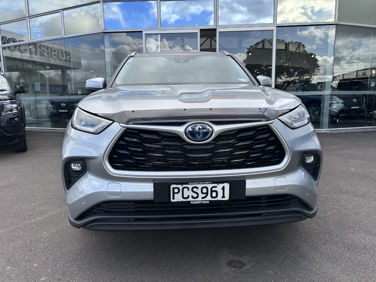 Vehicle image 2