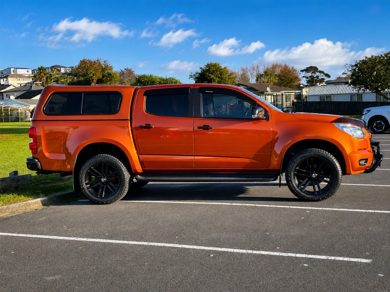 Vehicle image 3