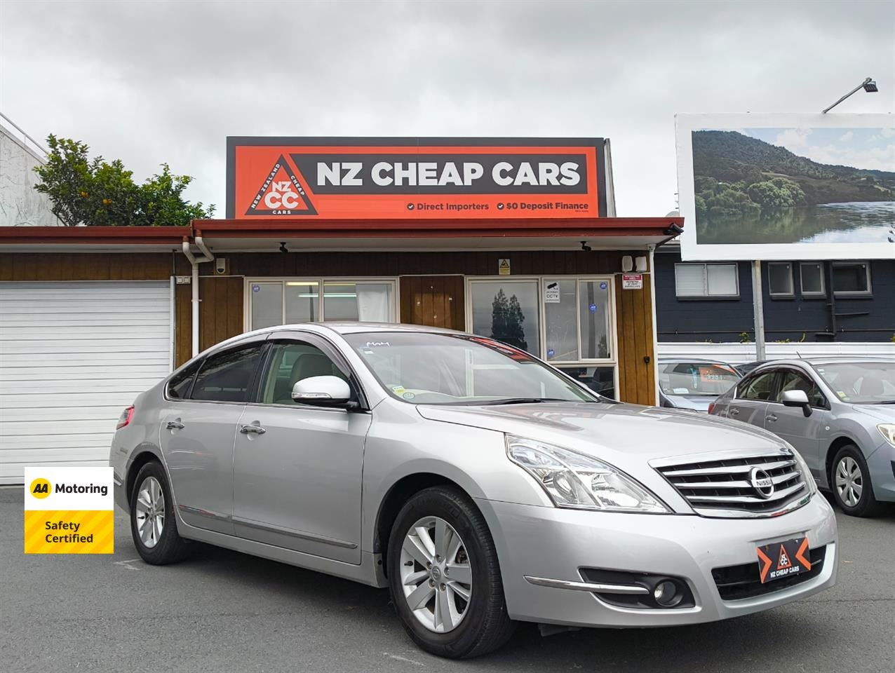 Vehicle image 1