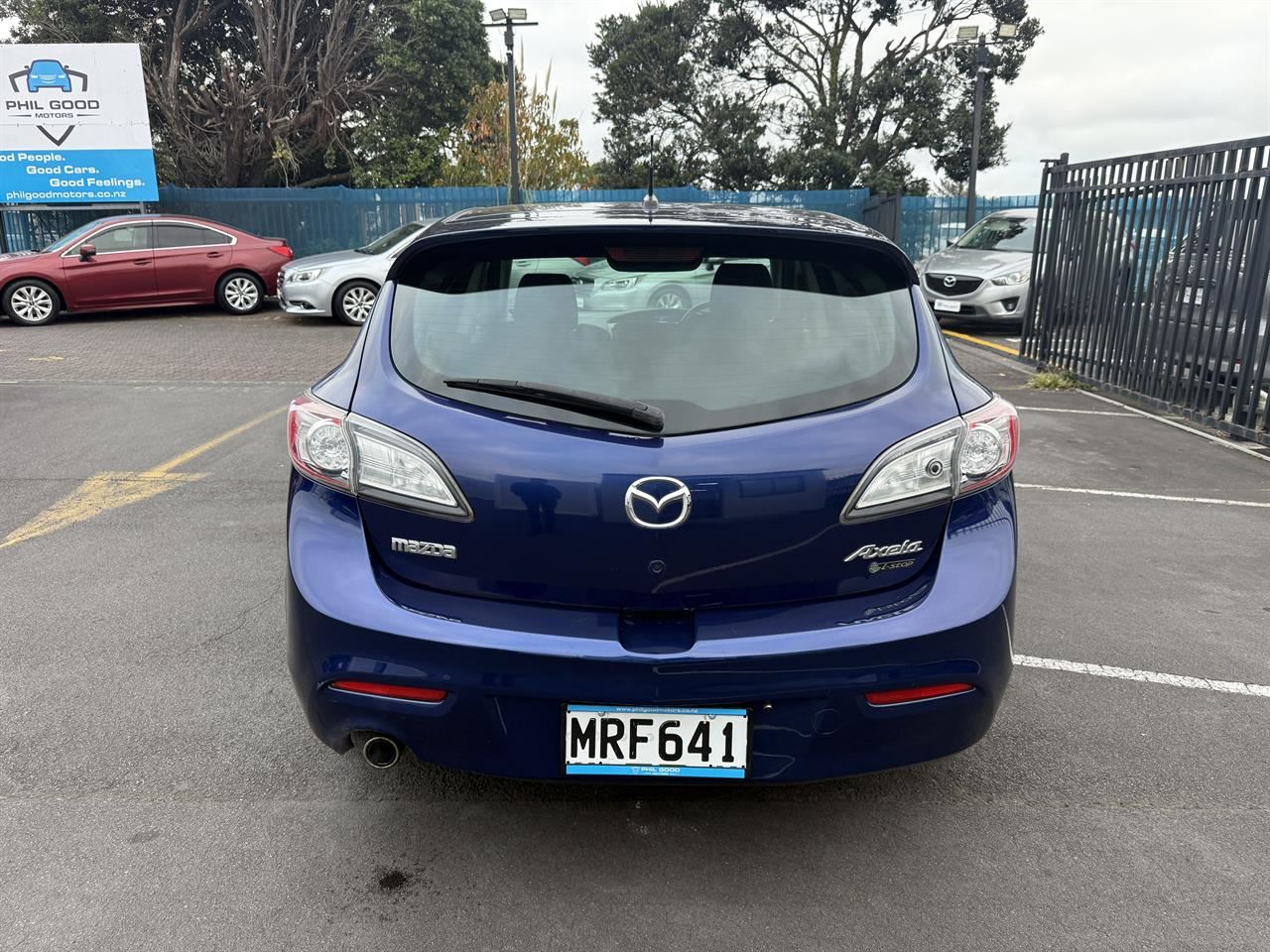 Vehicle image 5