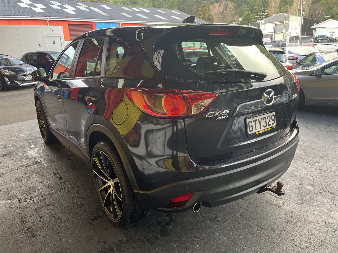 Vehicle image 4