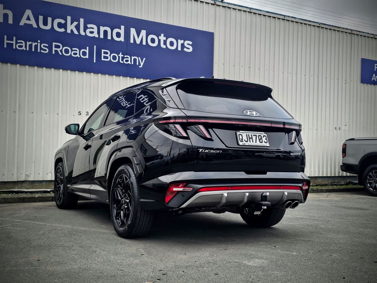 Vehicle image 3