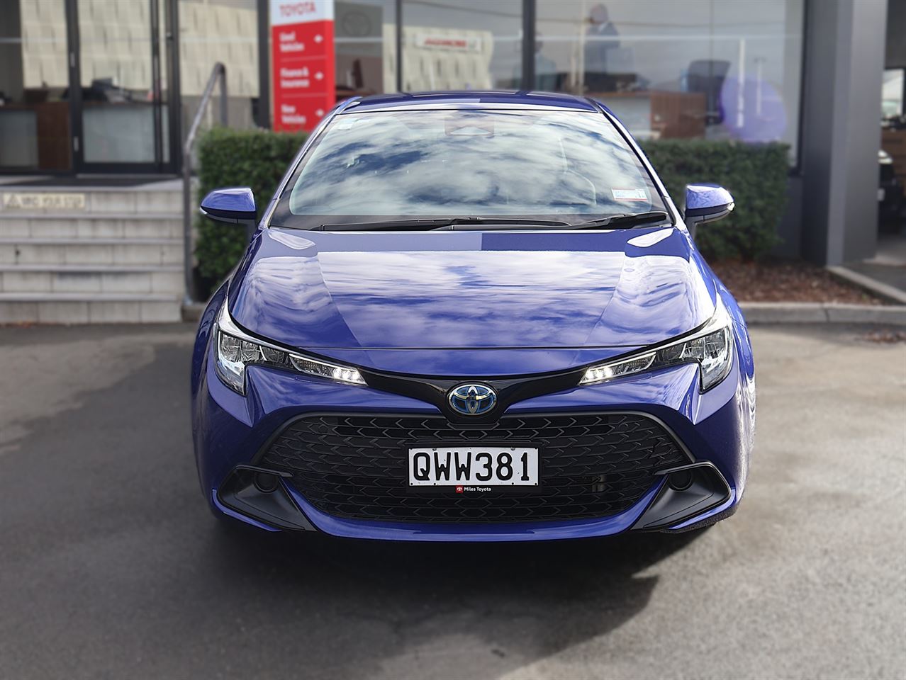 Vehicle image 2