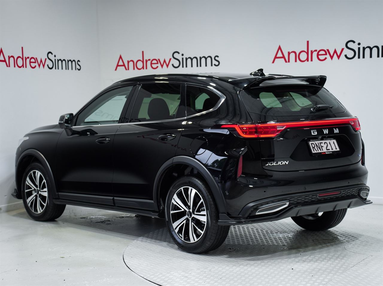 Vehicle image 4