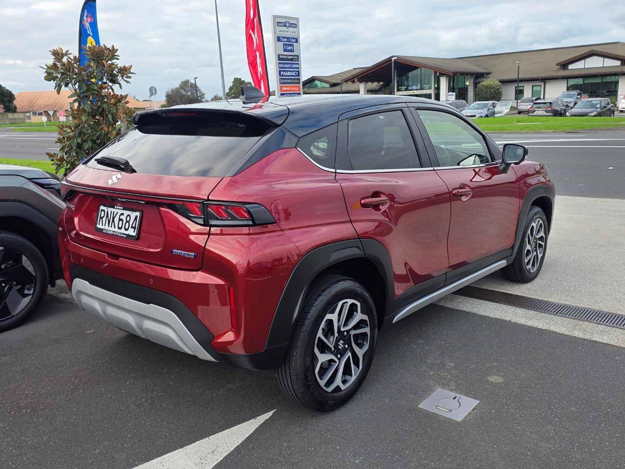 Vehicle image 5