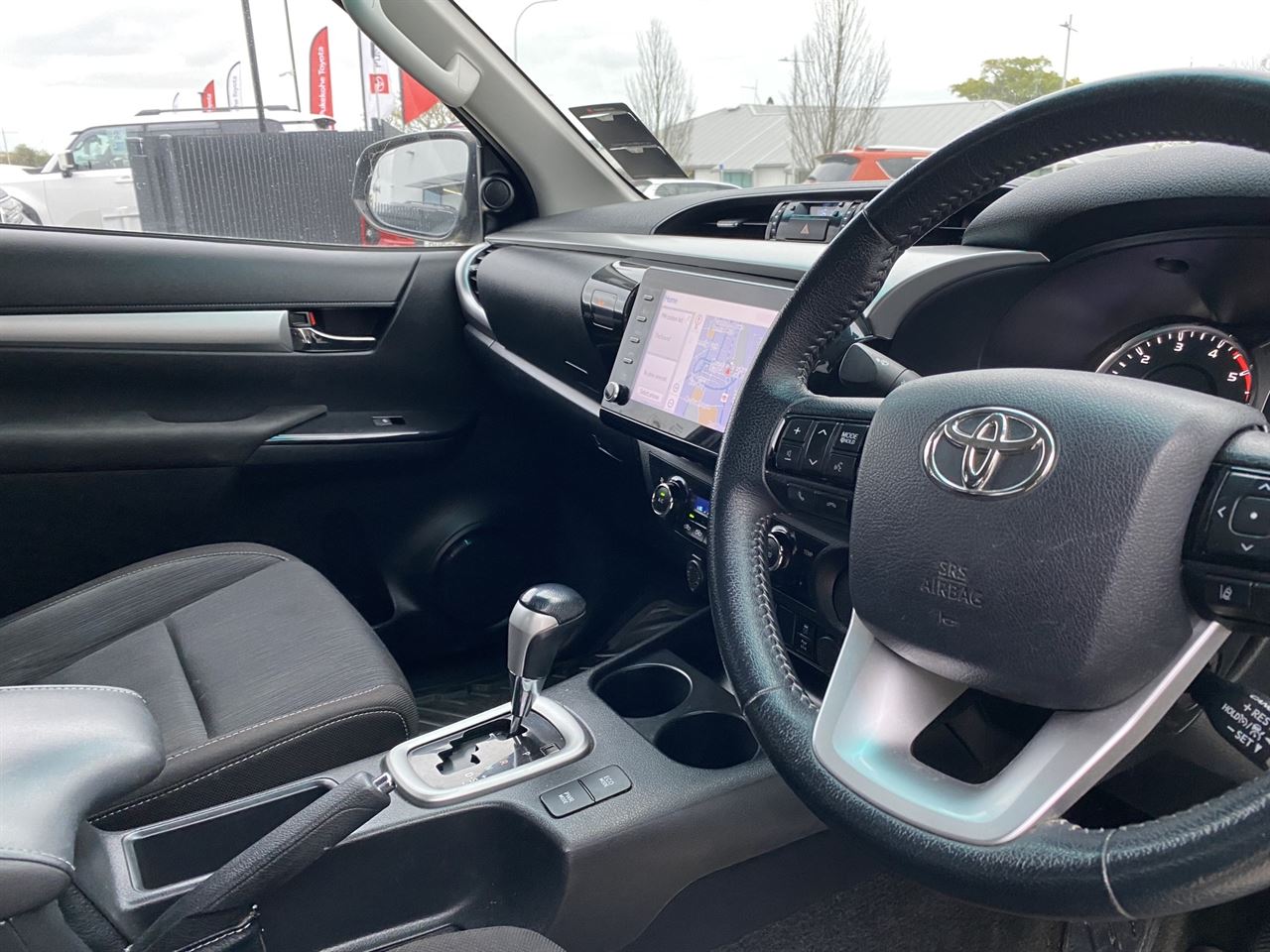 Vehicle image 5