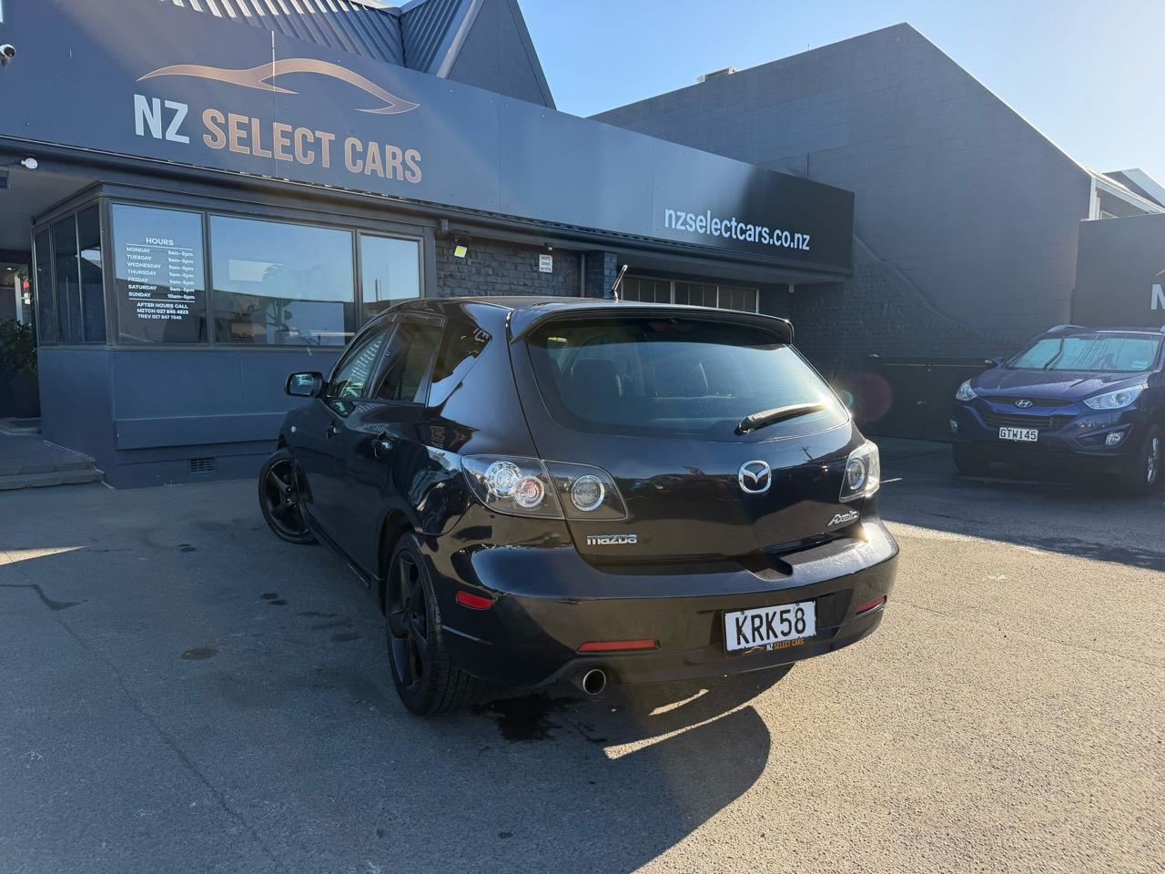 Vehicle image 5