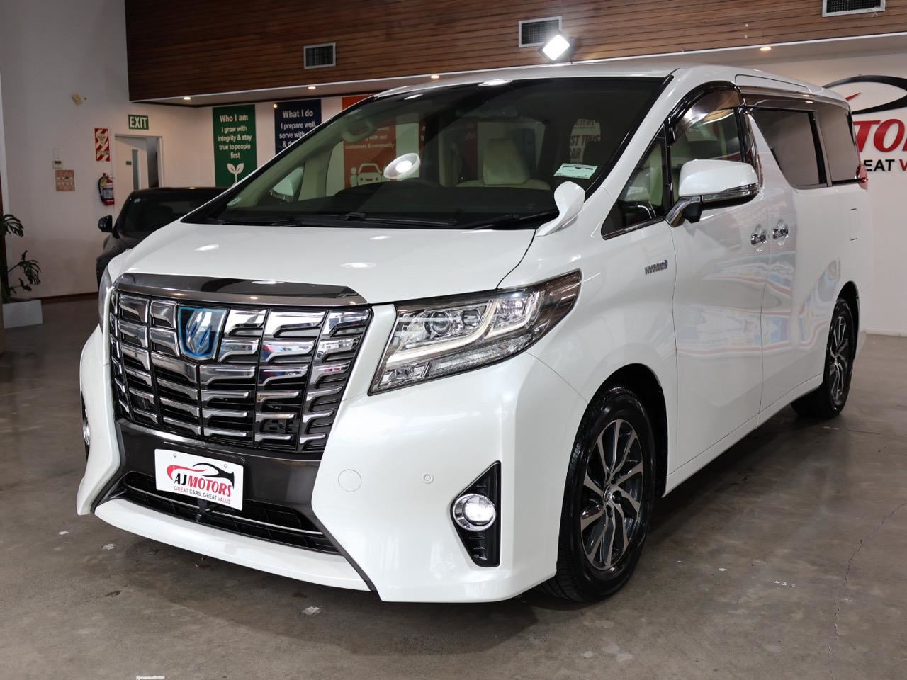 Vehicle image 3