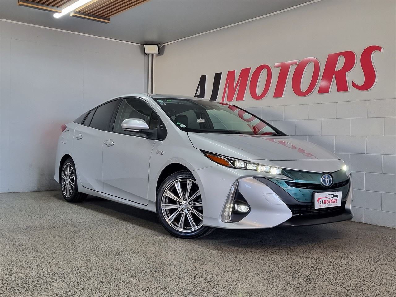 Vehicle image 1